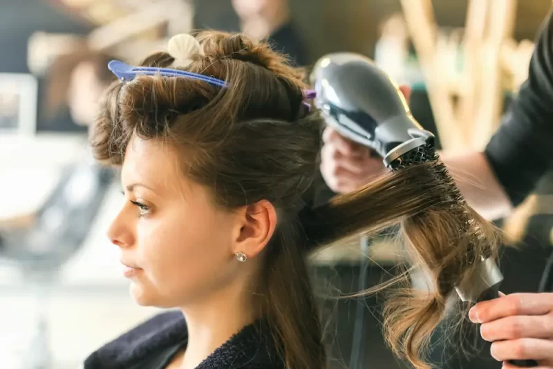 Wash Cut and Blow Dry (Long Hair)