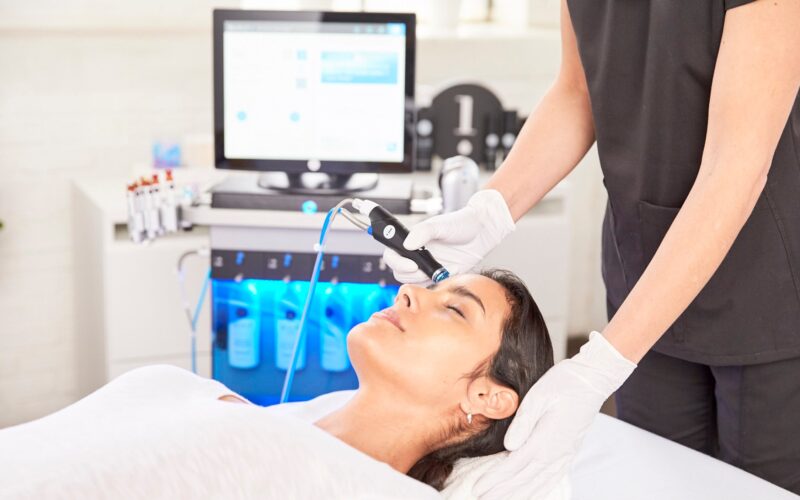 Hydrafacial (Deluxe)